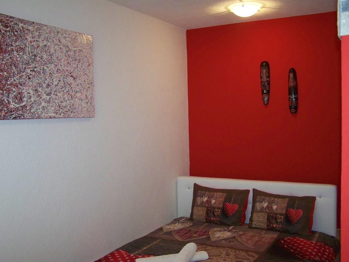 Villa Eros Apartments 2 Struga Bagian luar foto